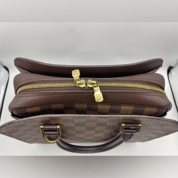 Louis Vuitton Damier Triana Handbag - Picture 4 of 16